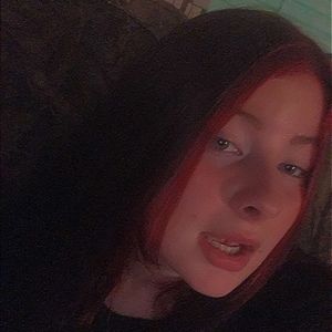 Meet your Posher, Katelyn